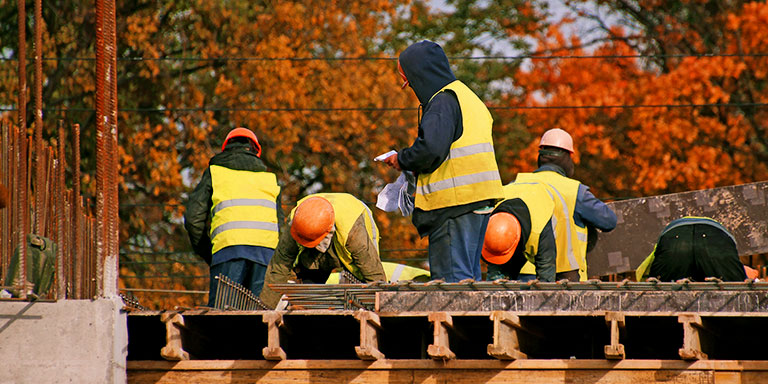 Fall Footwear Essentials: Work Boots Every Tradesperson Needs
